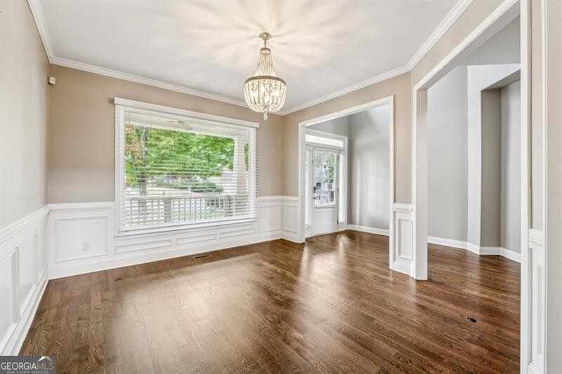 2621 Village Chase DR