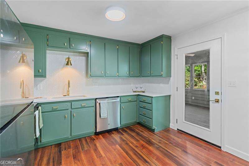 Pine Creek - Residential