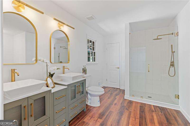 Pine Creek - Residential