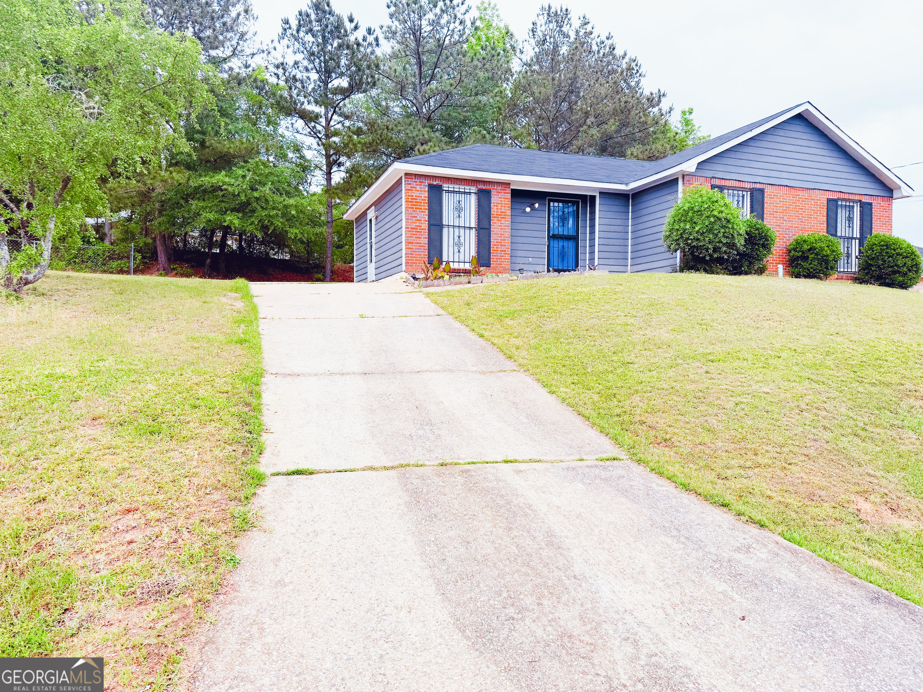 5349 Minnie Lee DR