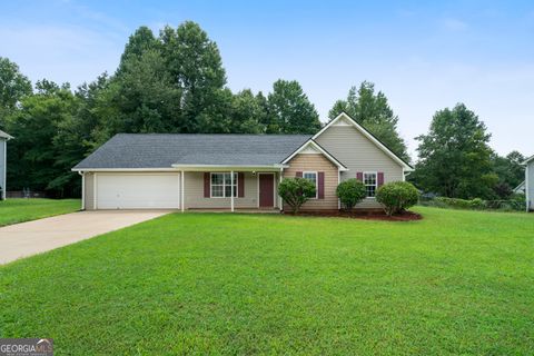 Photo of 761 Twin Oaks Lane, Dallas, GA 30157 (MLS # 10590975)