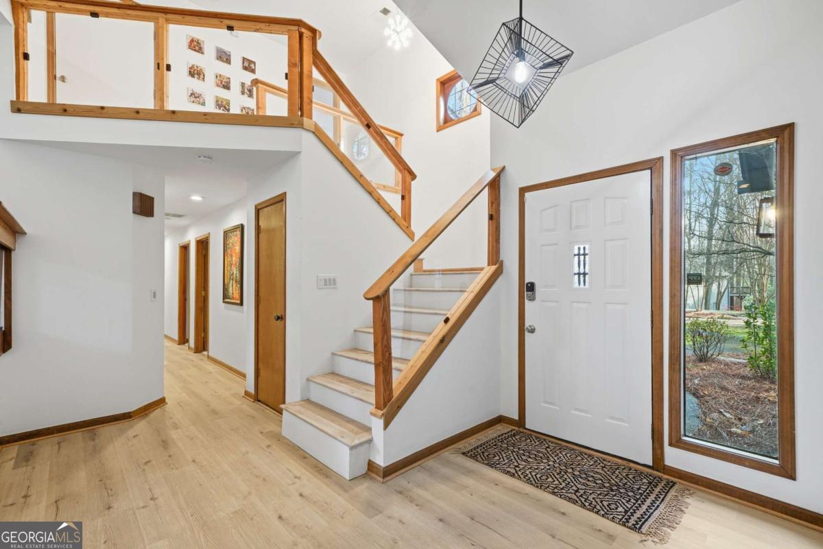 4256 Loch Highland PKWY NE