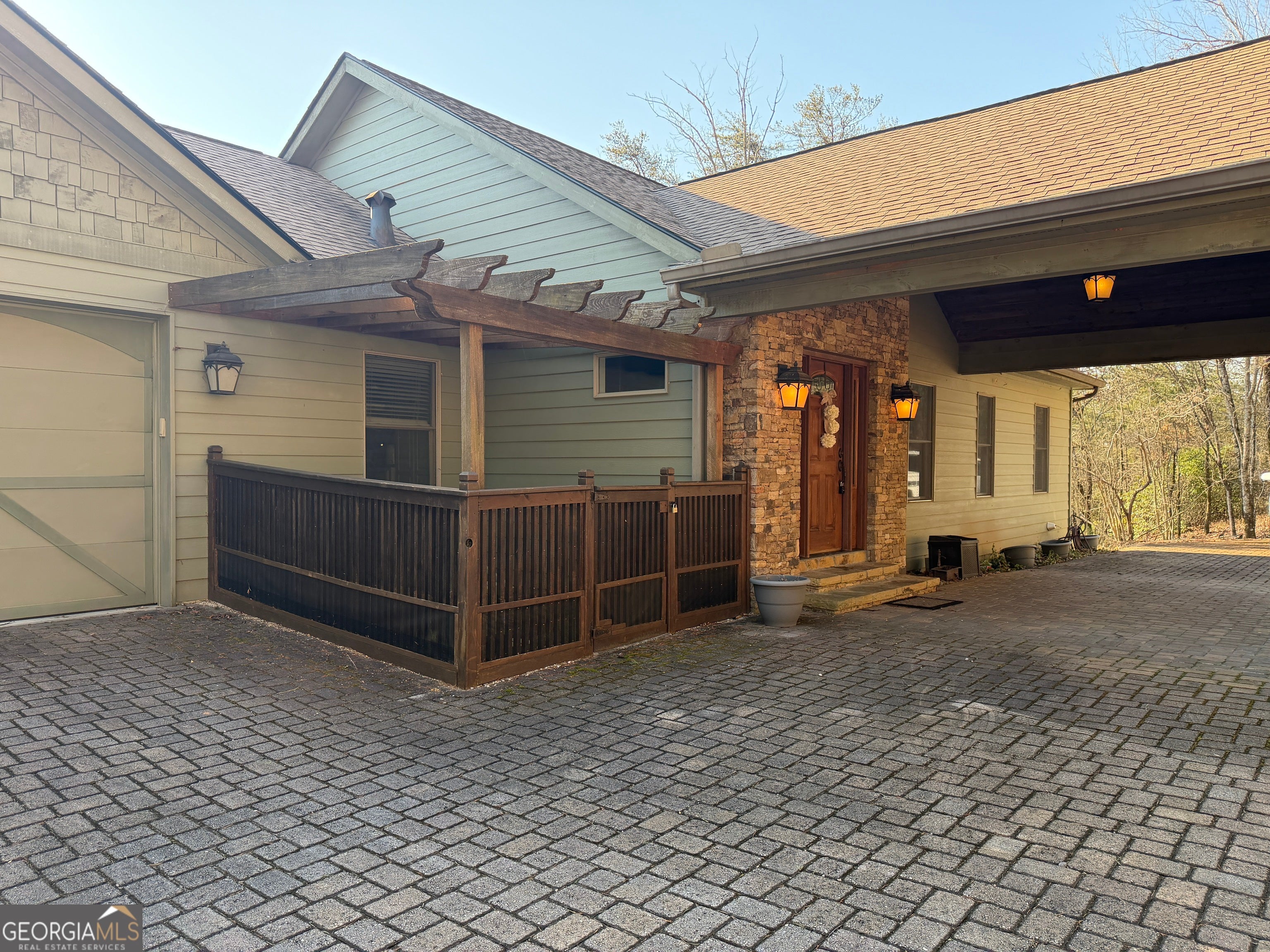 120 Ridgeland