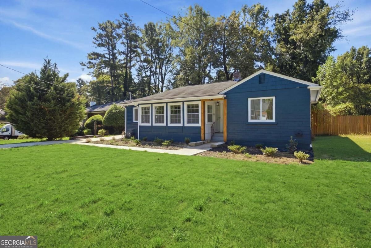 2104 Cascade RD SW
