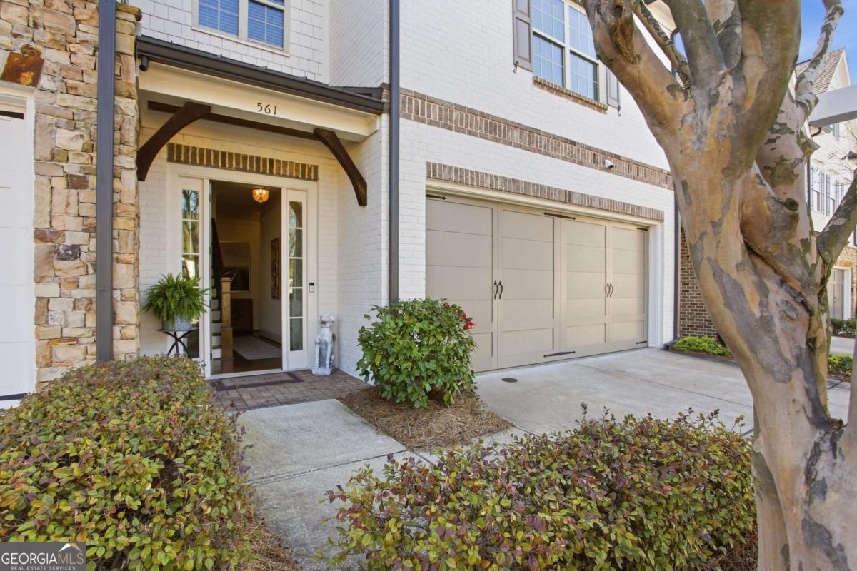 561 Stone Field RUN NW