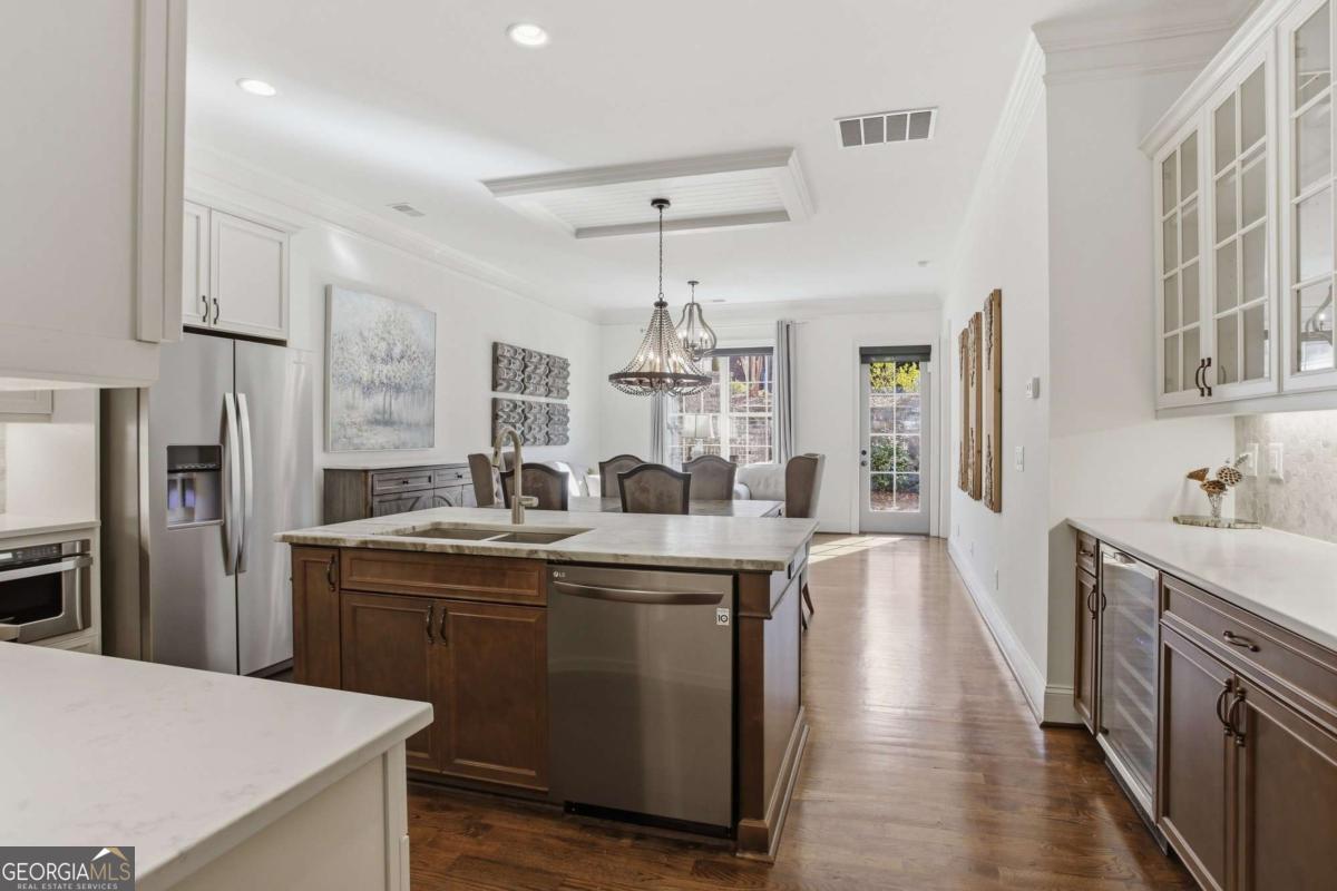 561 Stone Field RUN NW