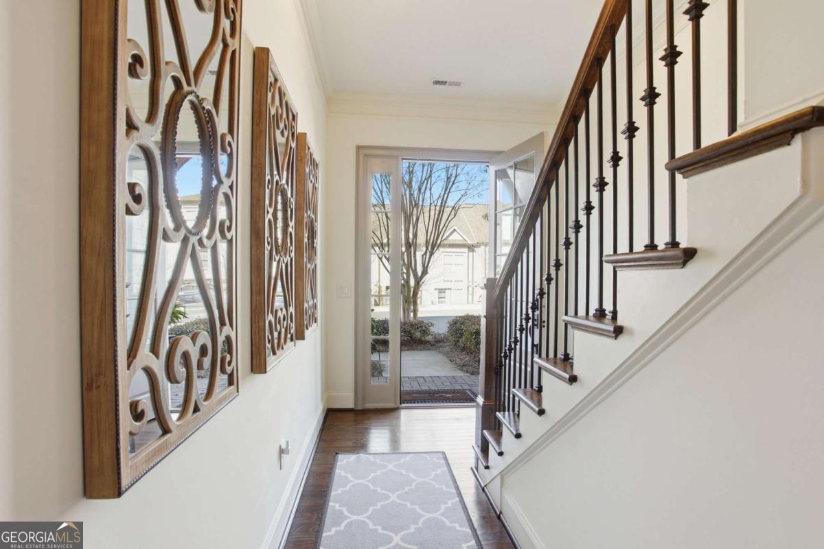 561 Stone Field RUN NW