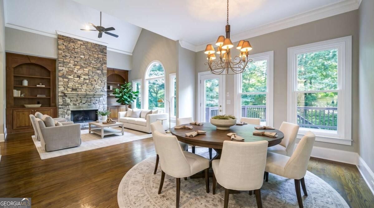 710 Henley Fields CIR