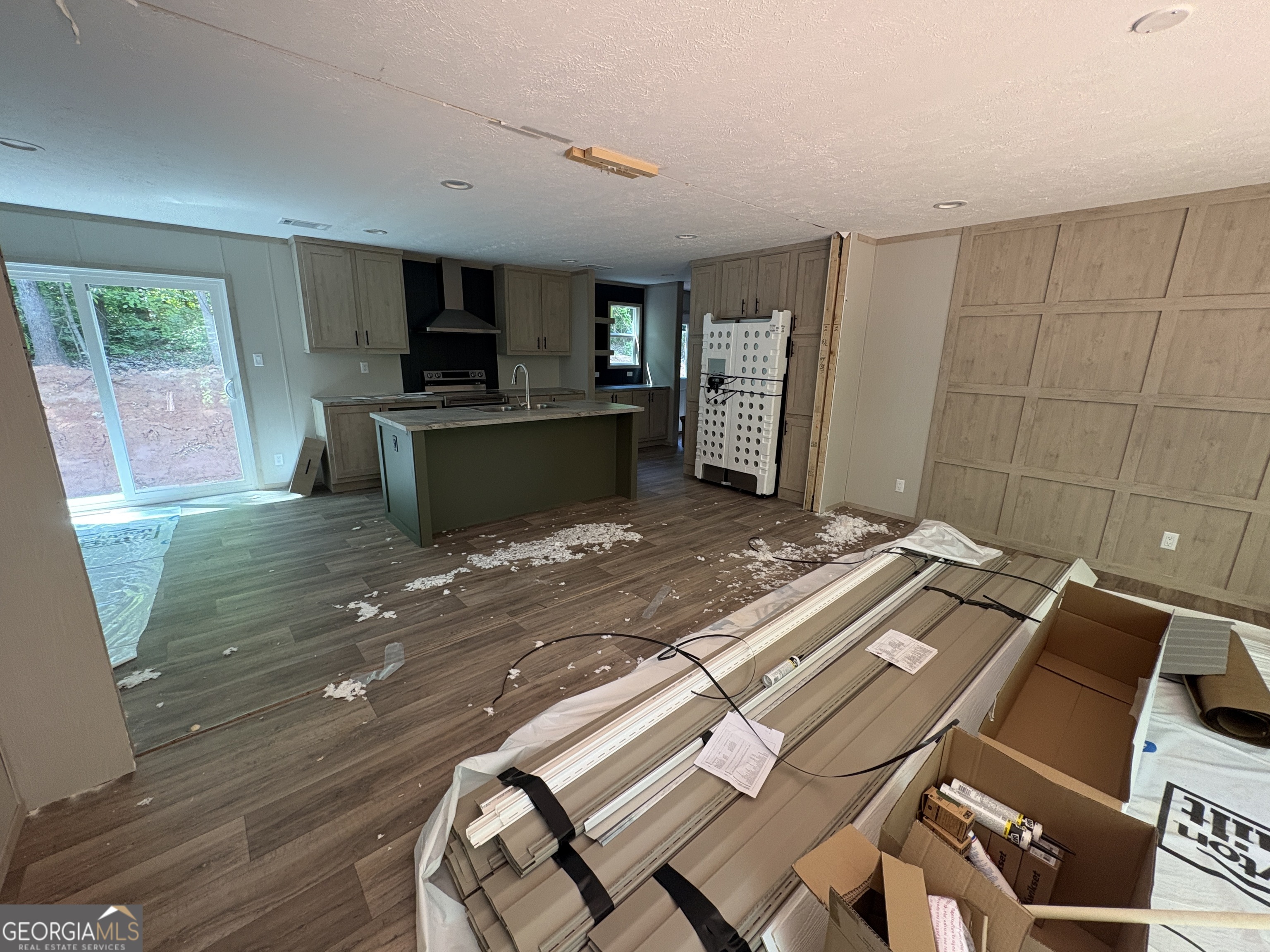 1020 Neal RD