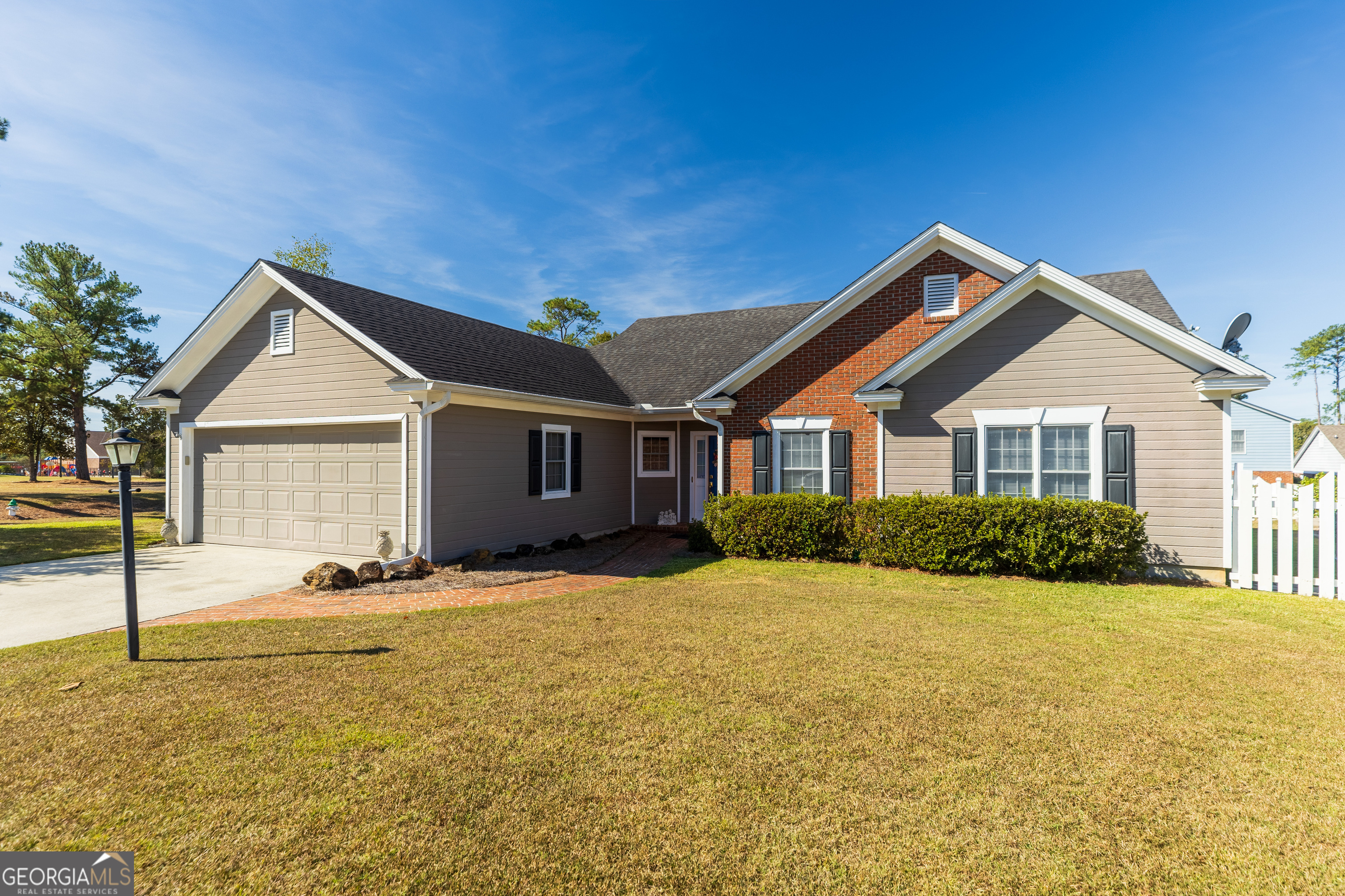 3122 Huntington Ridge Circle