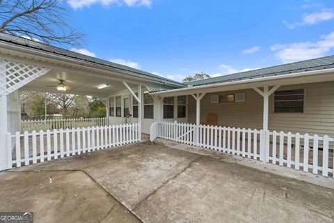 Photo of 123 Helen Circle Cir SW, Milledgeville, GA 31061 (MLS # 10653561)