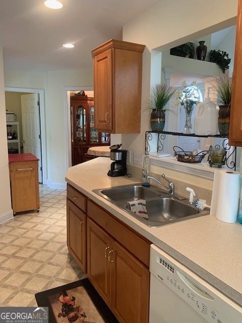 Athens, Georgia 30605, United States, 5 Bedrooms Bedrooms, ,3 BathroomsBathrooms,Residential,Active,114538