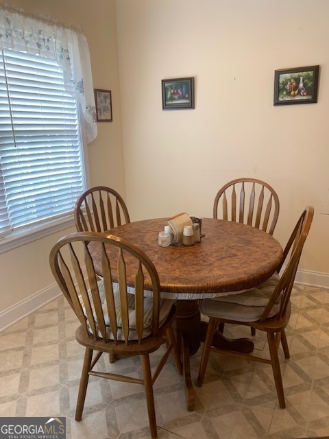 Athens, Georgia 30605, United States, 5 Bedrooms Bedrooms, ,3 BathroomsBathrooms,Residential,Active,114538