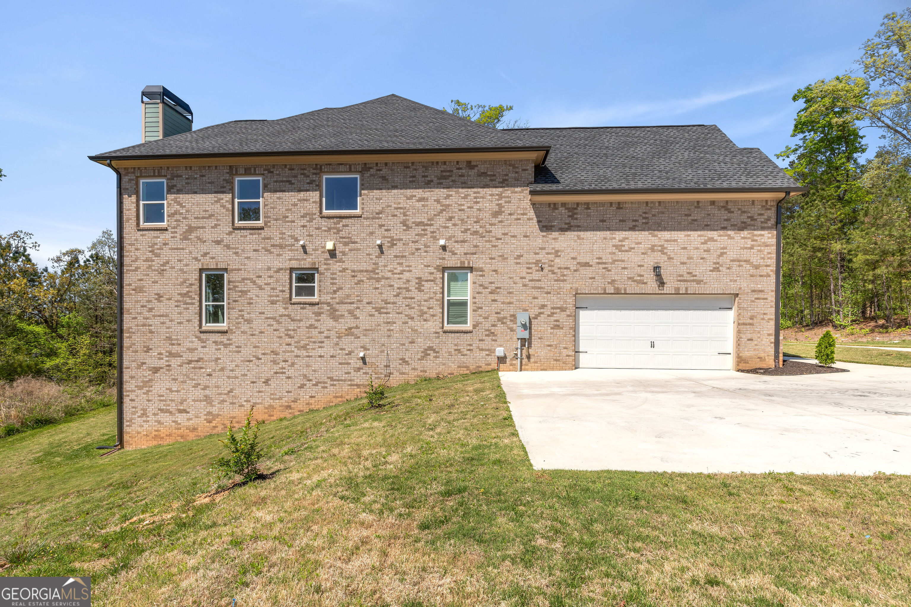 5618 Livesage DR