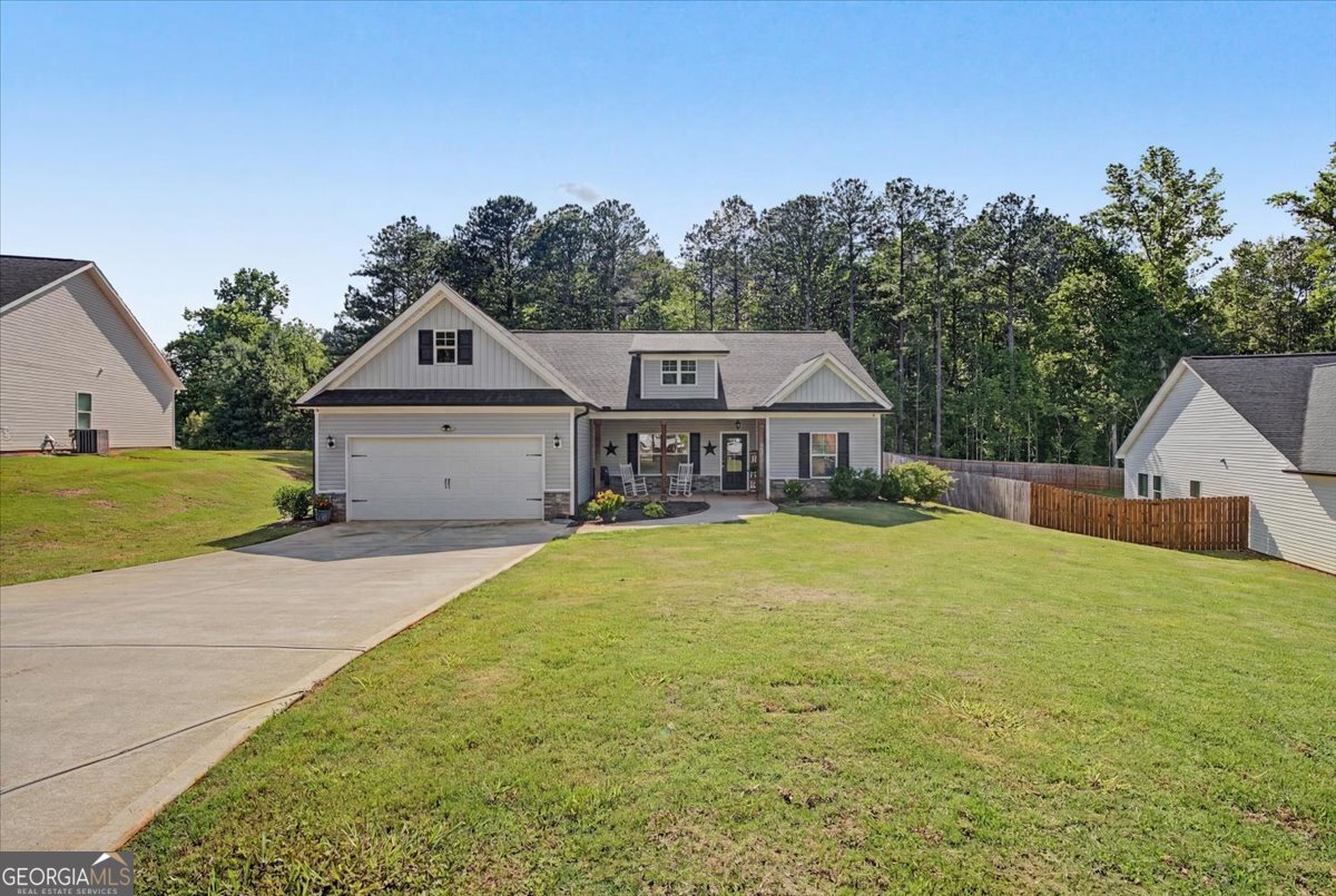 119 Holly Farms CT