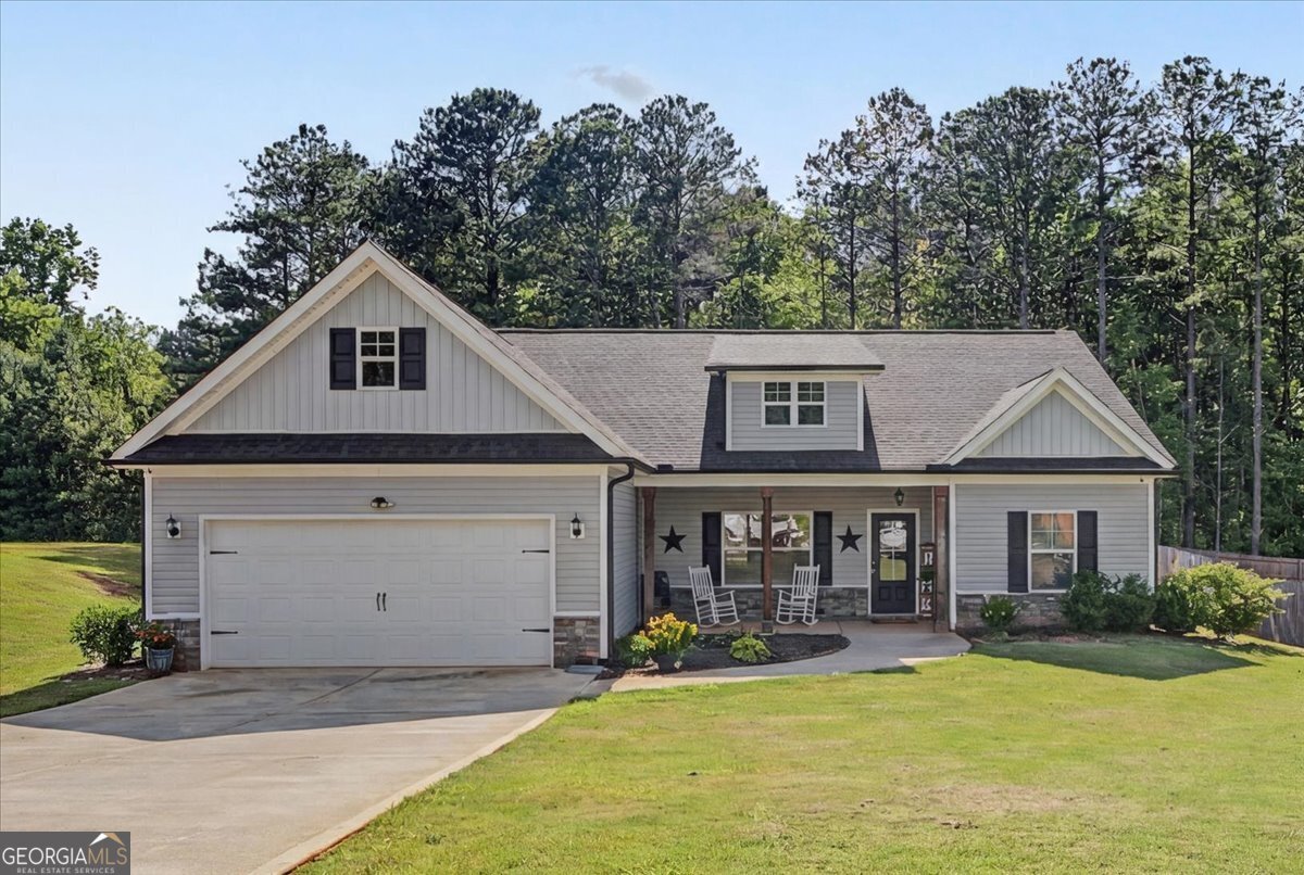 119 Holly Farms CT