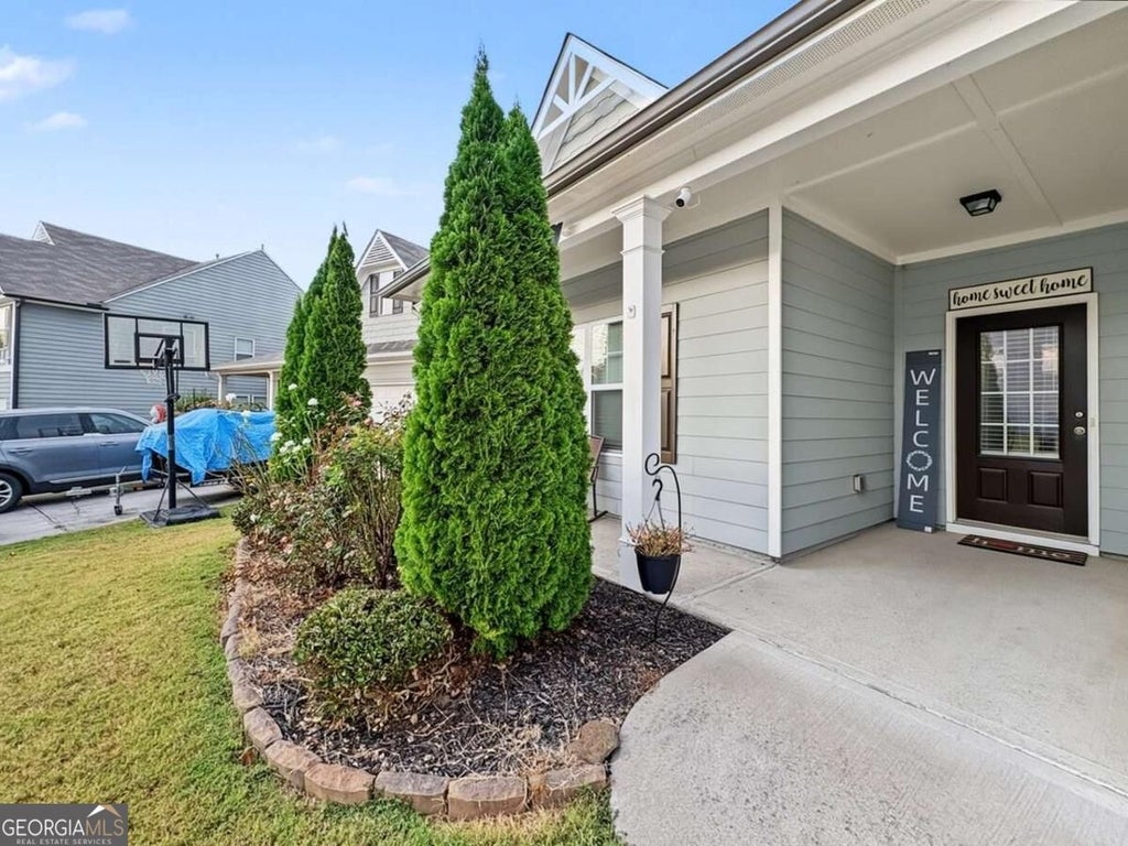 Photo of 458 Laurelcrest Lane, Dallas, GA 30132 (MLS # 10866702)
