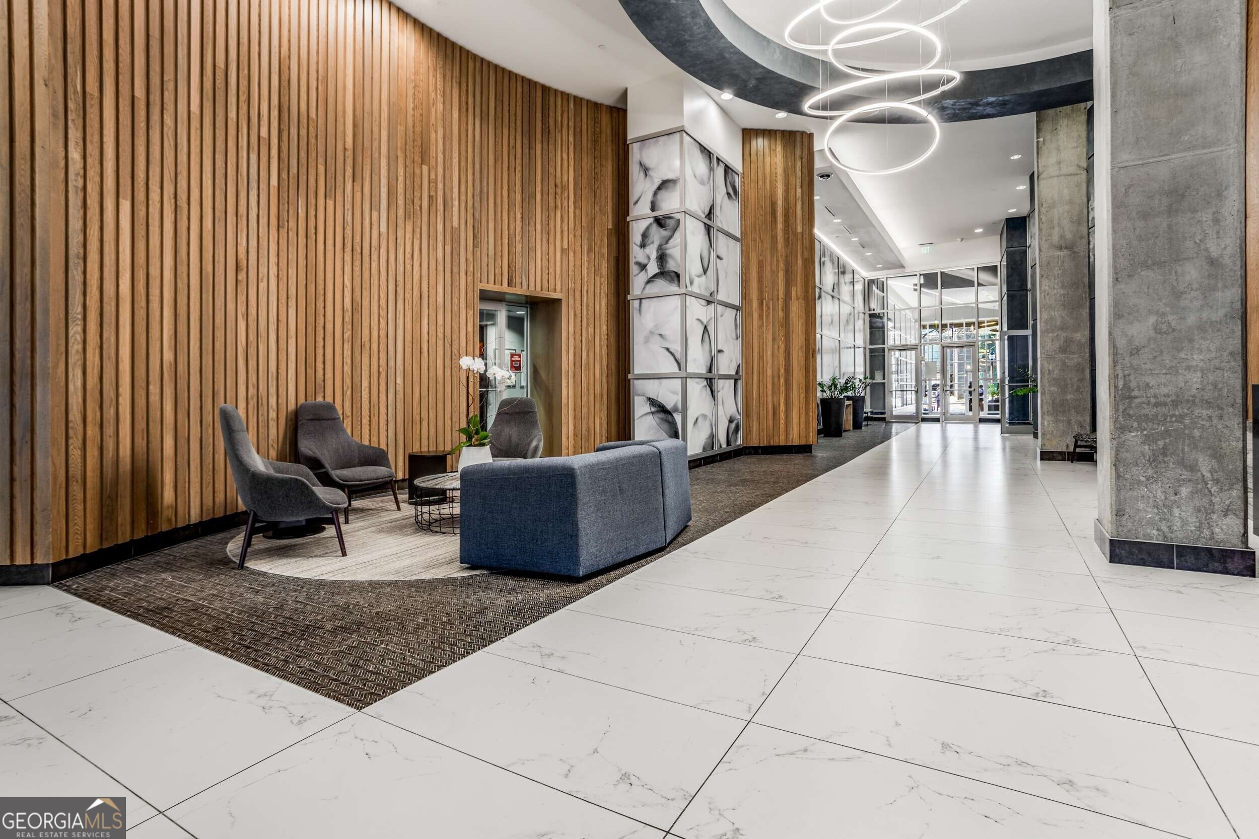 923 Peachtree ST NE 827