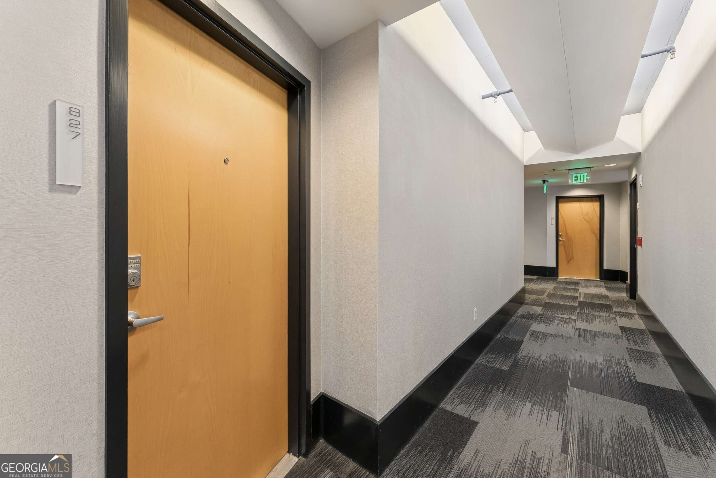 923 Peachtree ST NE 827