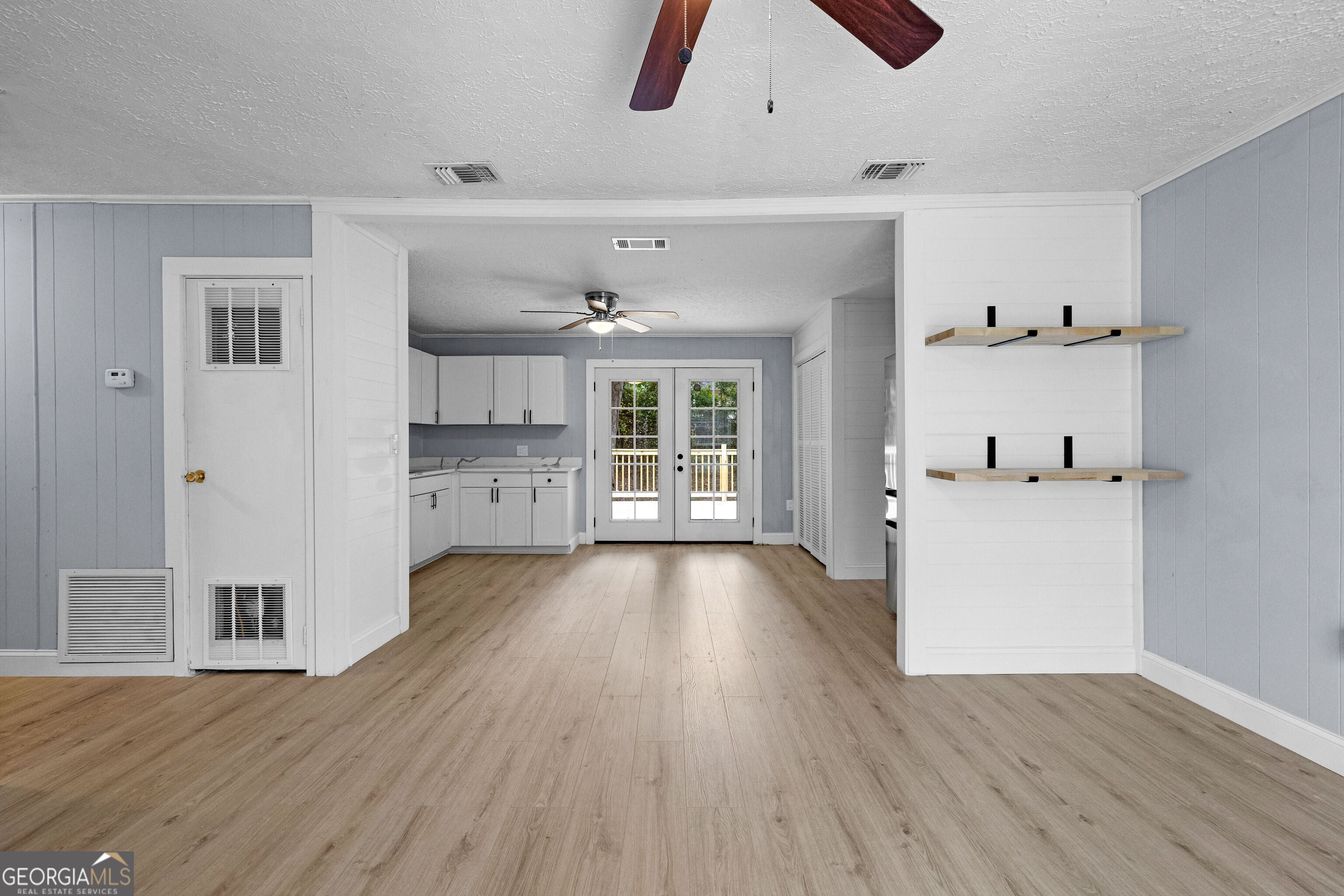 8 Westgate Park DR