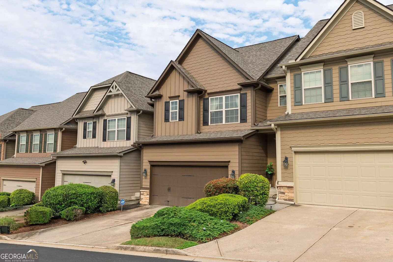 5614 Cobblestone Creek Avenue Unit 8
