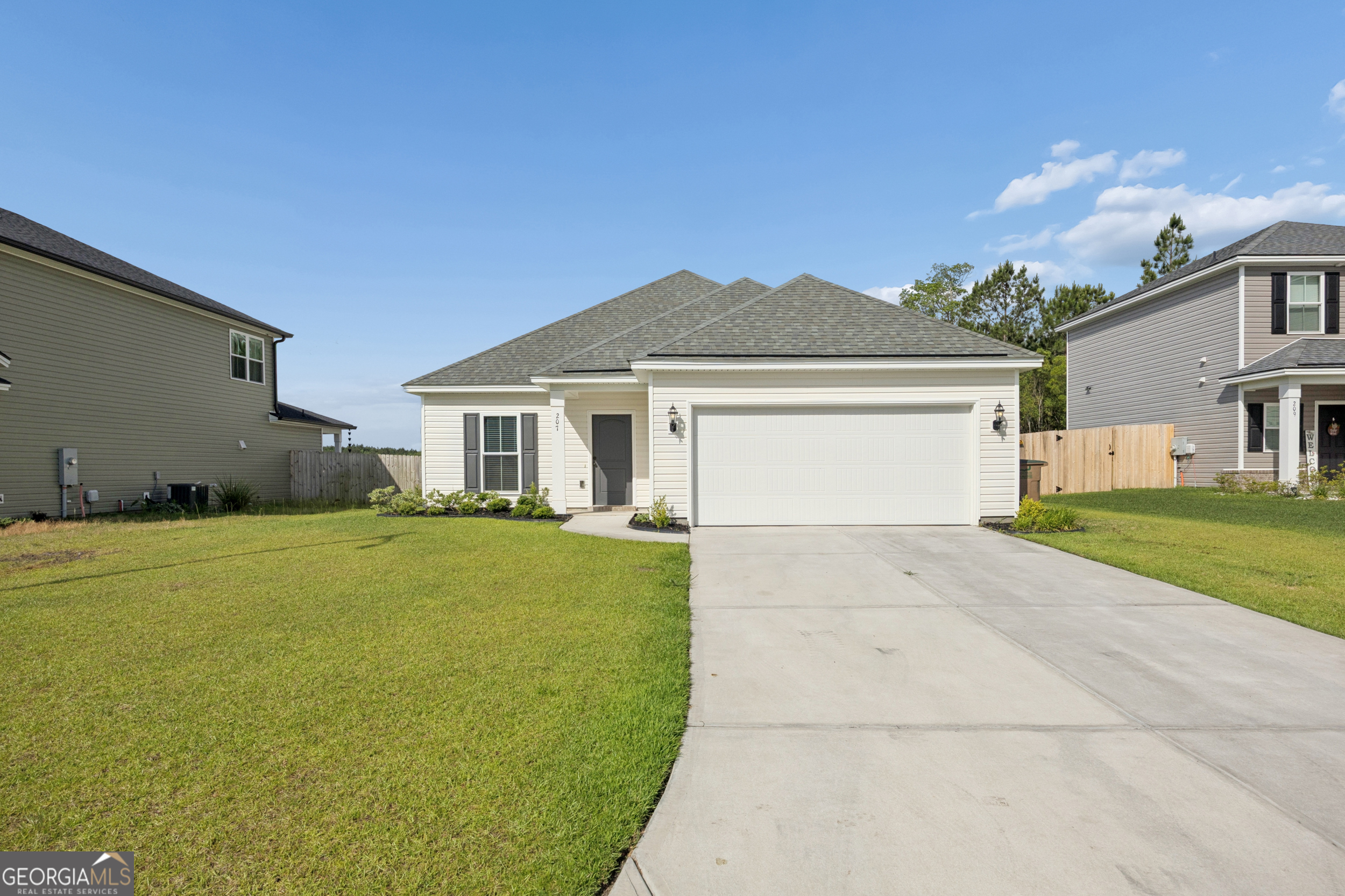 207 Alyssa AVE