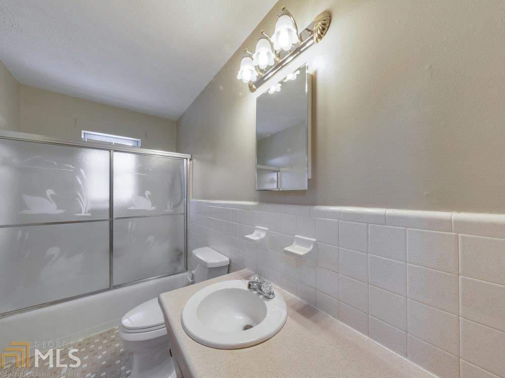 Thompson Heights - Residential