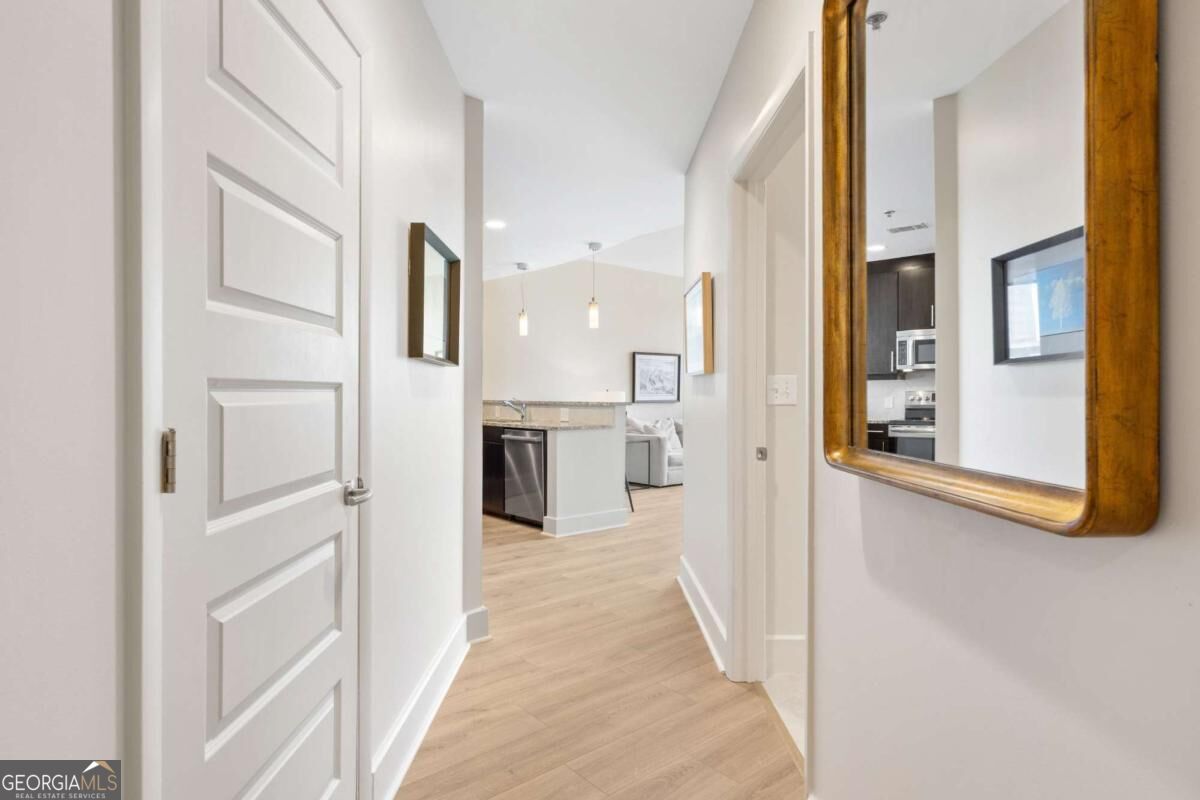 1080 Peachtree ST NE 2201