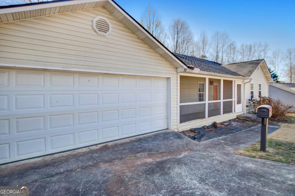 Photo of 155 Glory Lane, Mount Airy, GA 30563 (MLS # 10674791)