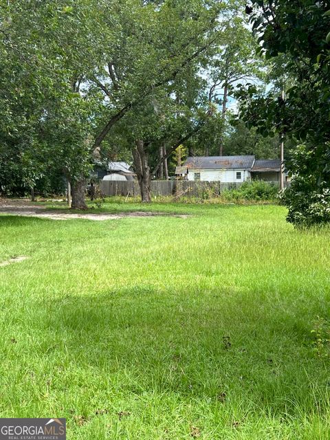 Photo of 120 Edgewood Dr, Cordele, GA 31015 (MLS # 10809631)