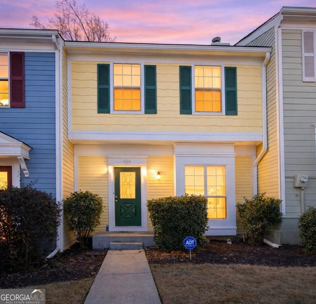 Photo of 603 Wedgewood Way, Atlanta, GA 30350 (MLS # 10725299)