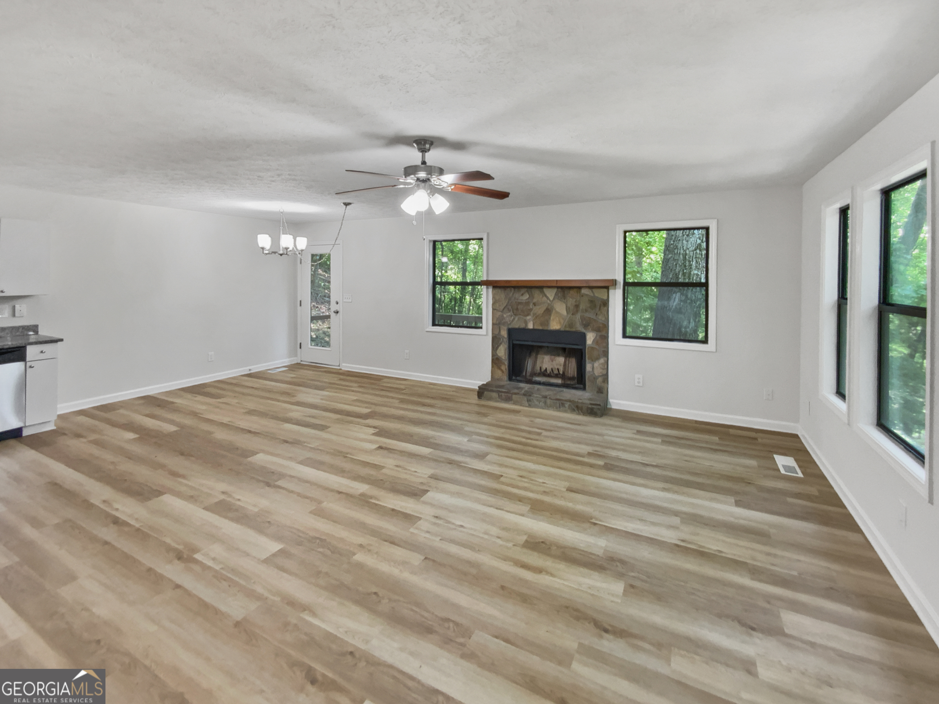 764 Chestnut Cove TRL