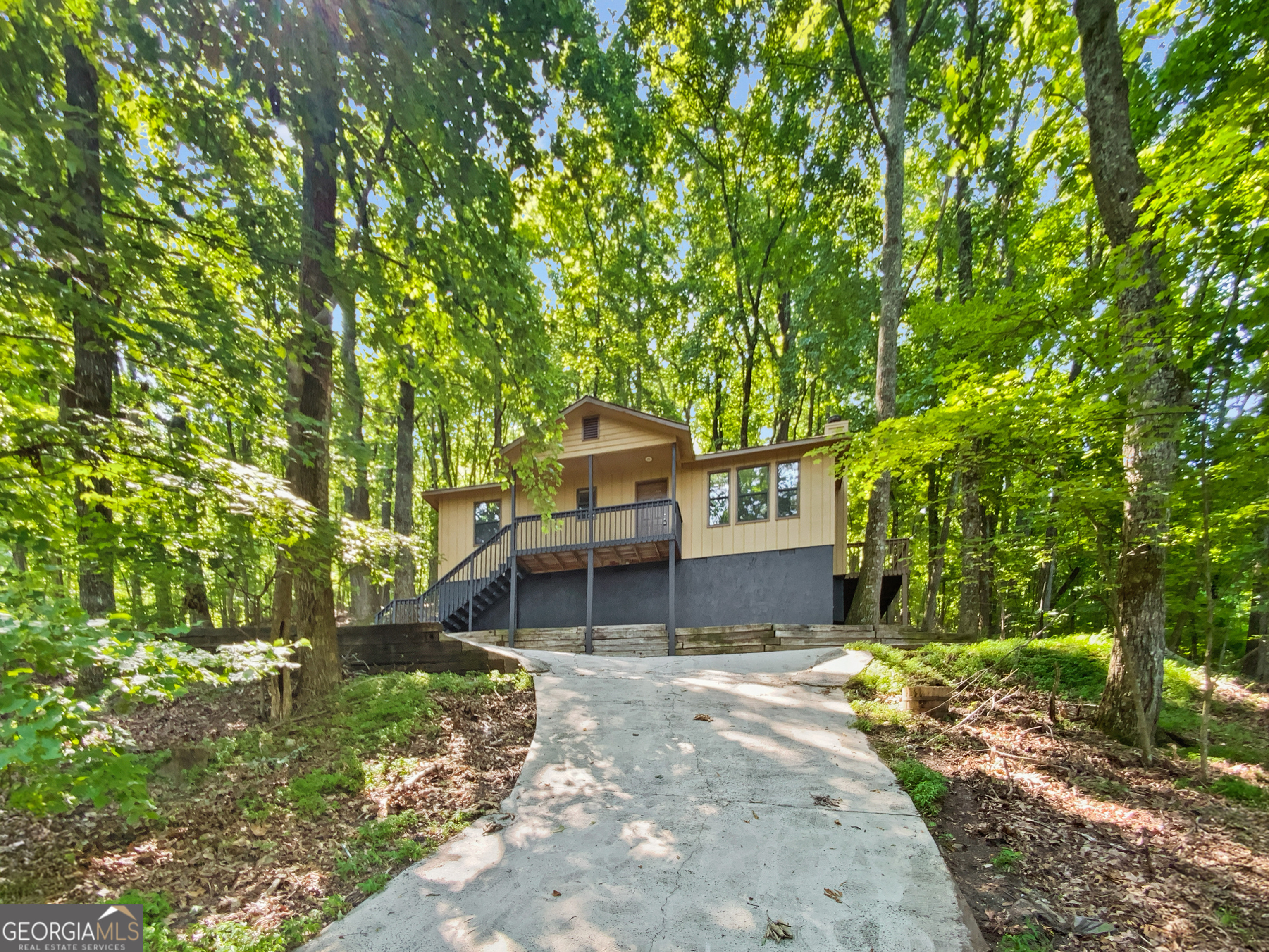 764 Chestnut Cove TRL