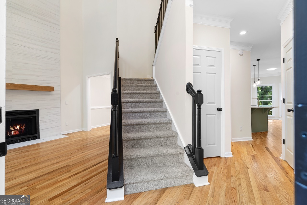 184 Corner Oak CT