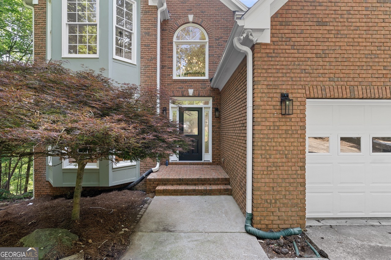 184 Corner Oak CT