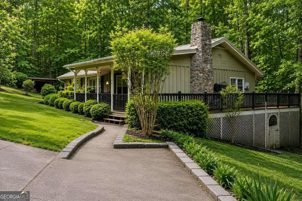 Photo of 283 Ash Circle, Waleska, GA 30183 (MLS # 10766060)