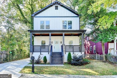 Photo of 978 Palmetto Avenue SW, Atlanta, GA 30314 (MLS # 10681068)