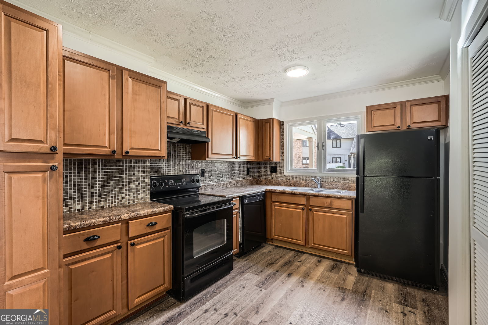 CEDAR CANYON - Residential