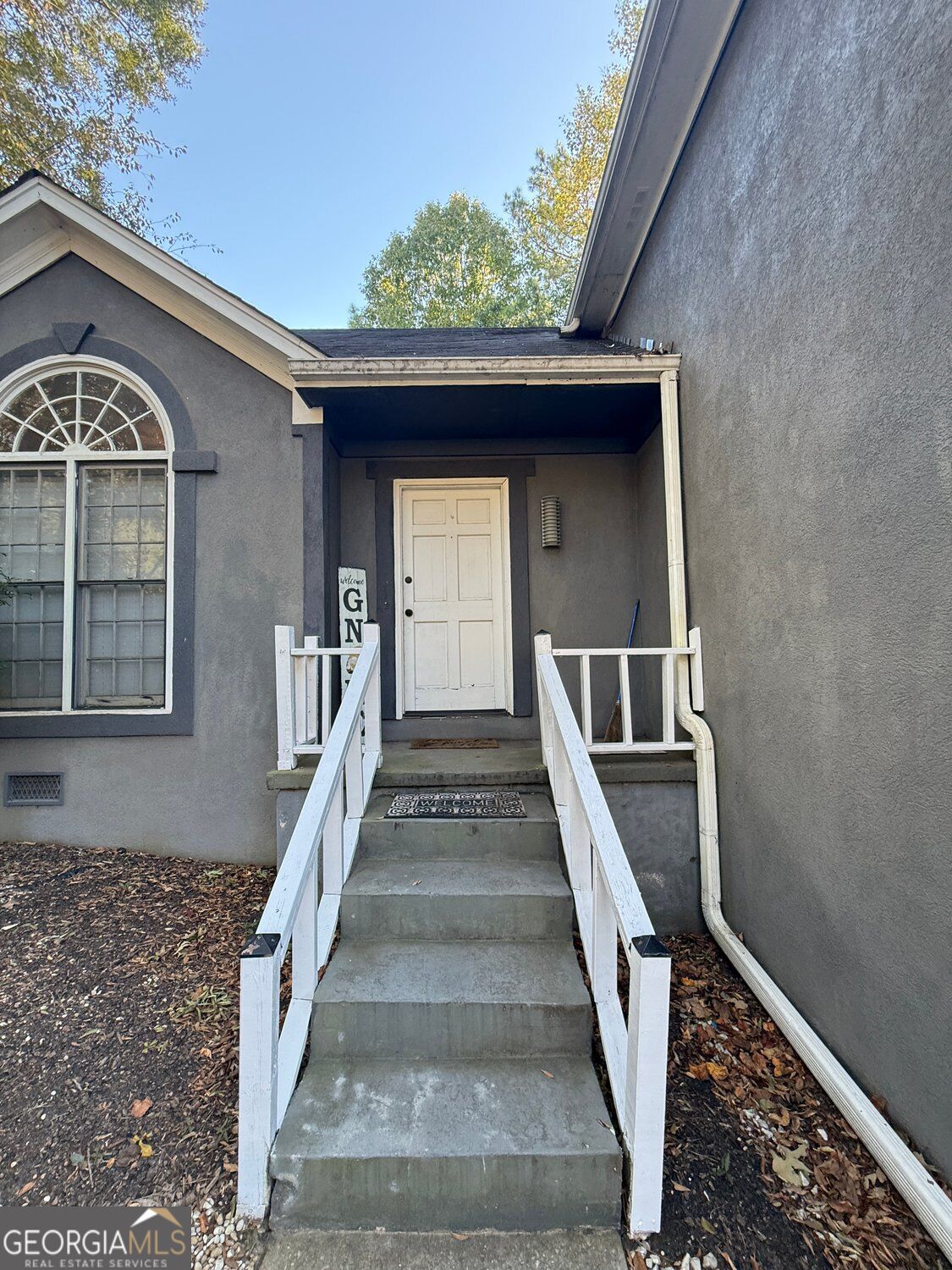 3099 Ashbury LN