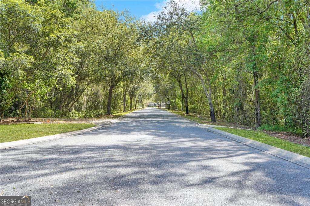 405 Country Walk CIR