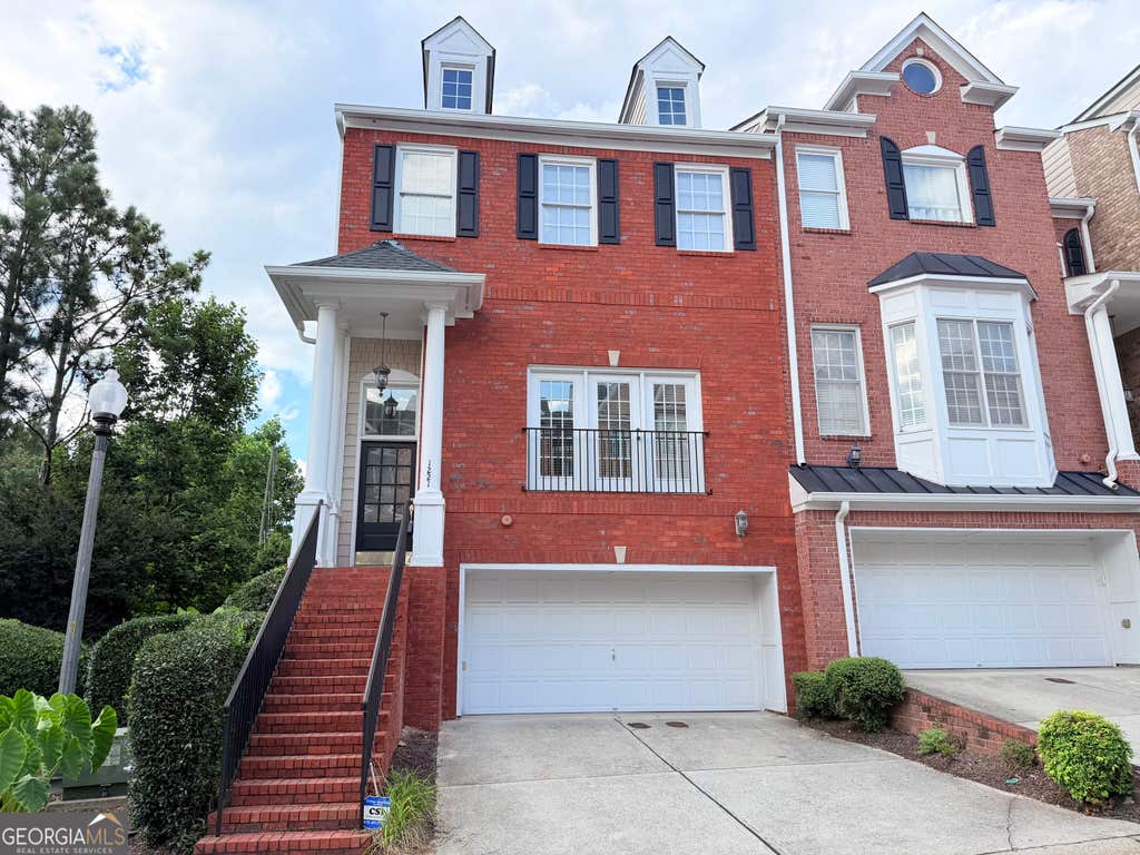 Photo of 1221 Creekside Place SE, Smyrna, GA 30082 (MLS # 10825669)