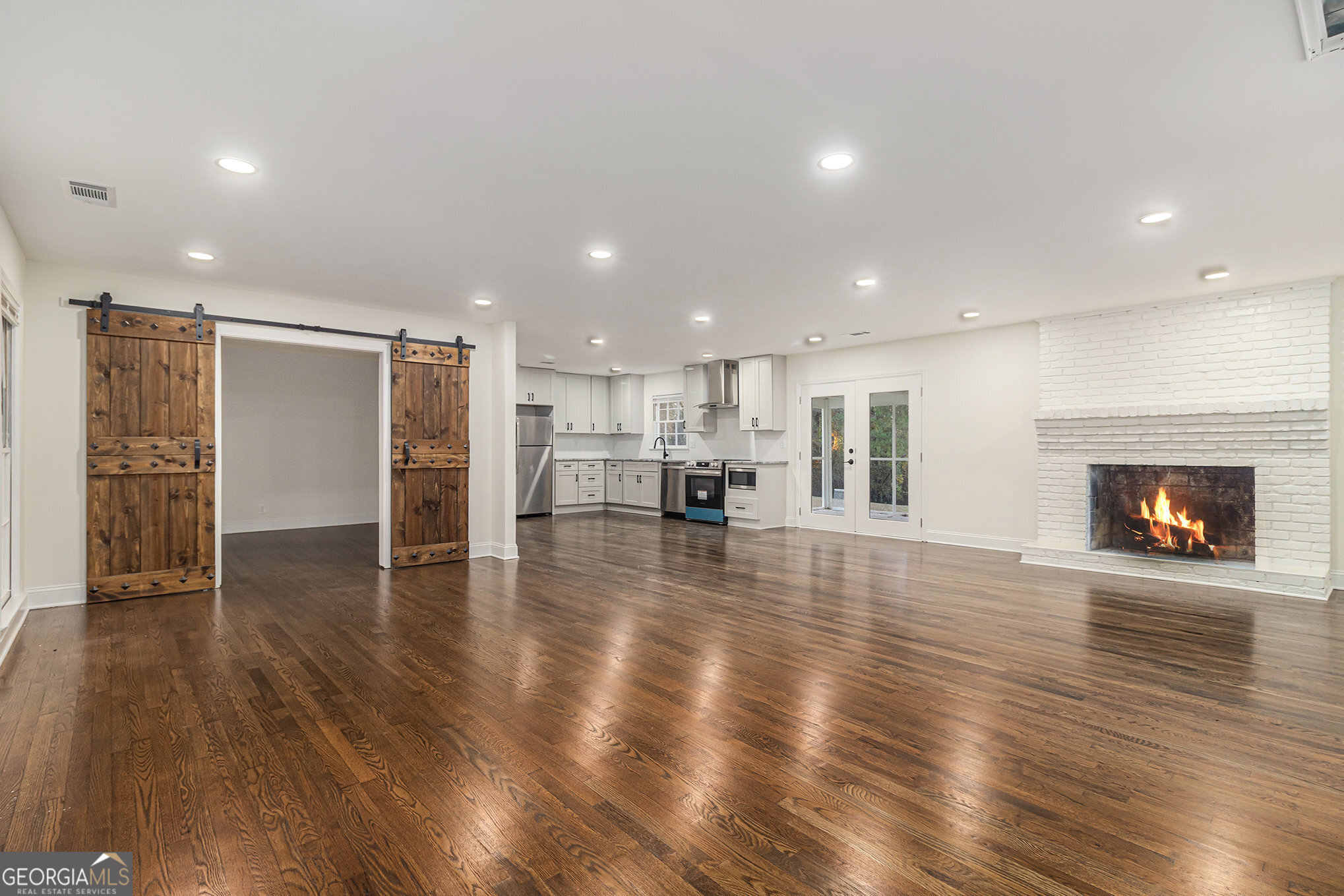 1110 Upper Hembree RD