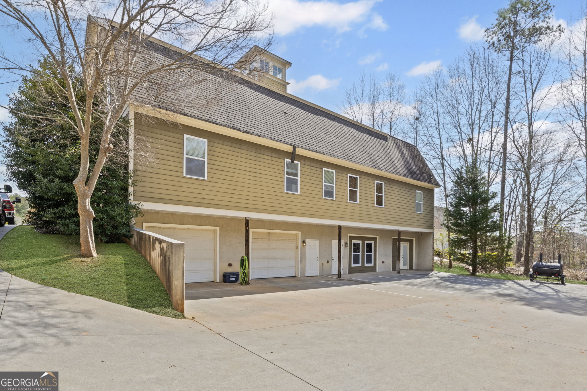 160 Greencastle RD SUITE E