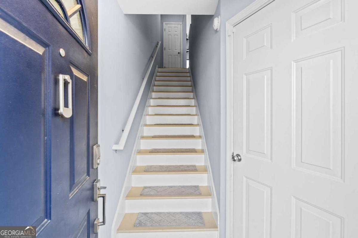 951 Glenwood AVE SE 1106