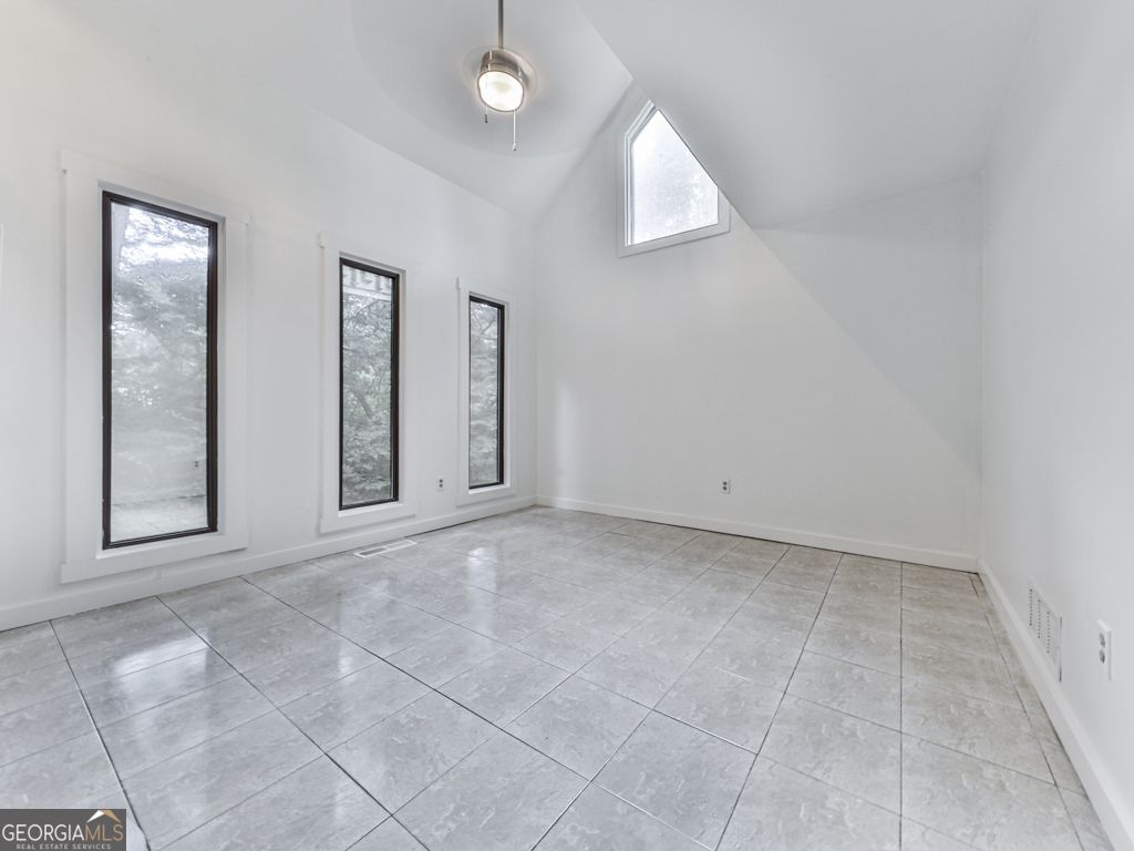 Photo of 932 BLACKWELL Trl, Marietta, GA 30066 (MLS # 10761257)