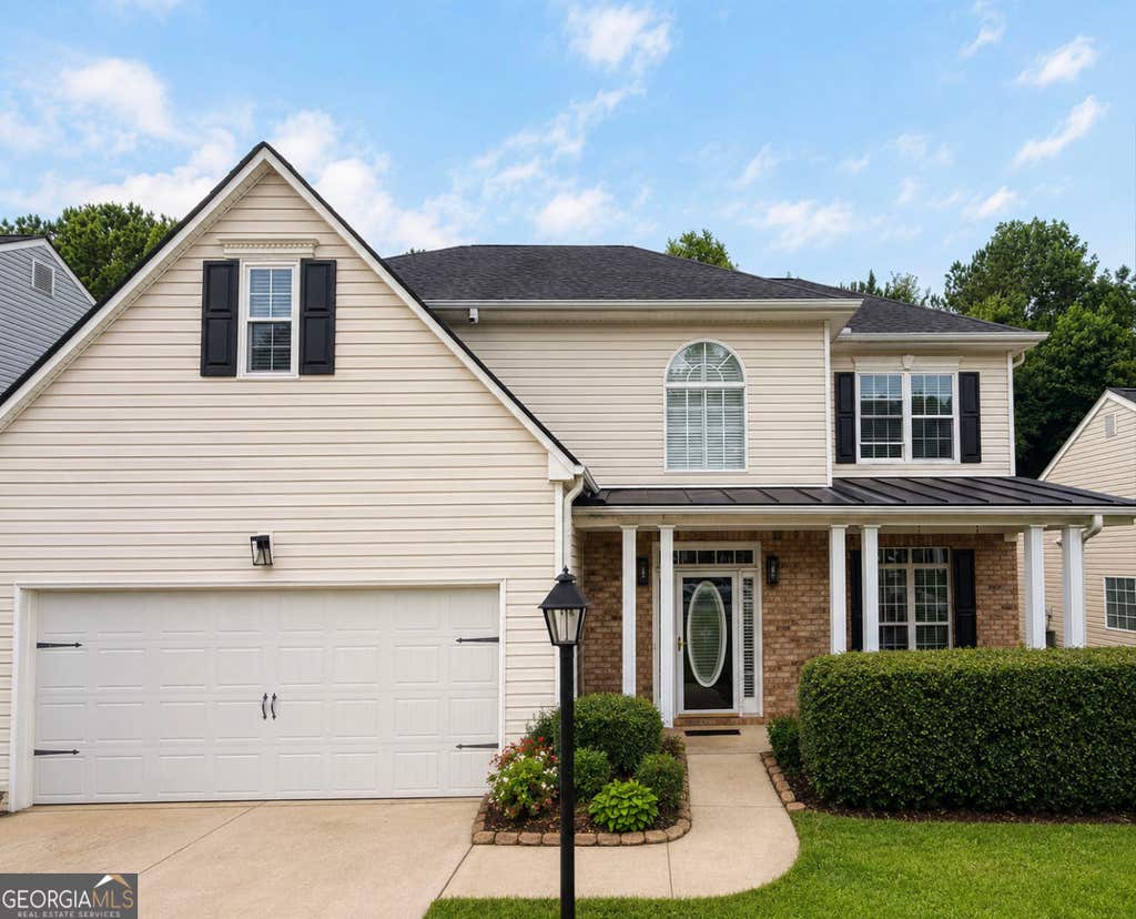 Photo of 2162 Fall Creek Landing, Loganville, GA 30052 (MLS # 10822276)