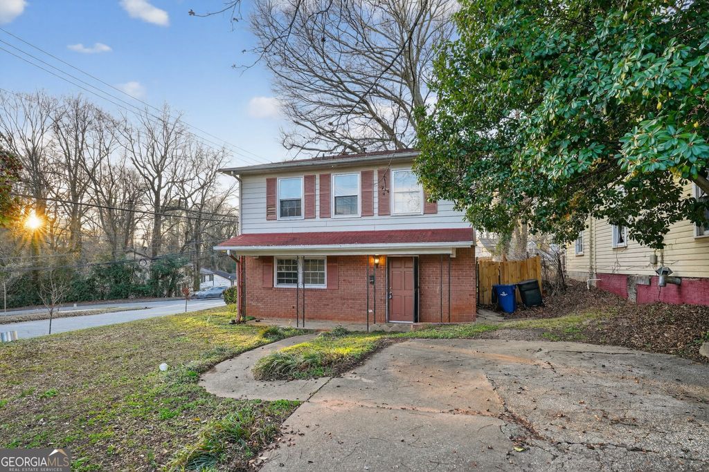 Photo of 2653 Lester Street, Atlanta, GA 30344 (MLS # 10674079)