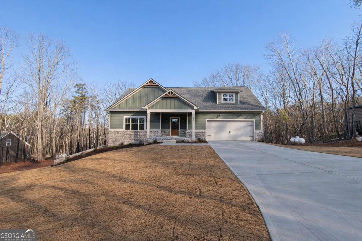 386 Mulberry CIR