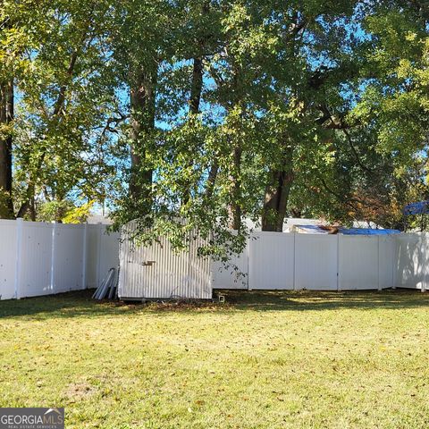 A home in Warner Robins