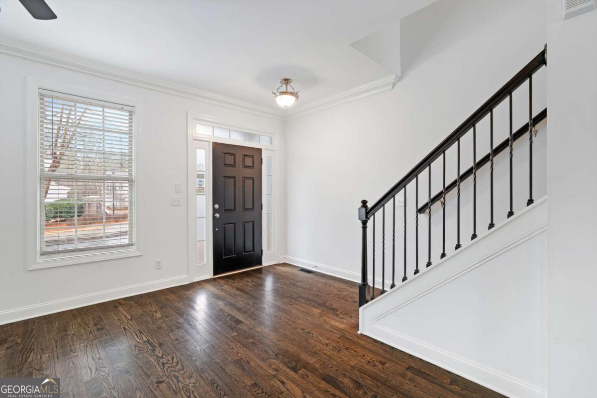 7054 Elmwood Ridge CT